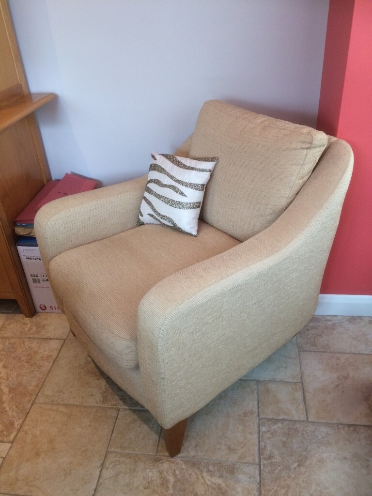 M&S Luxury Armchair cost 899 yours for 40 pounds only in Portadown