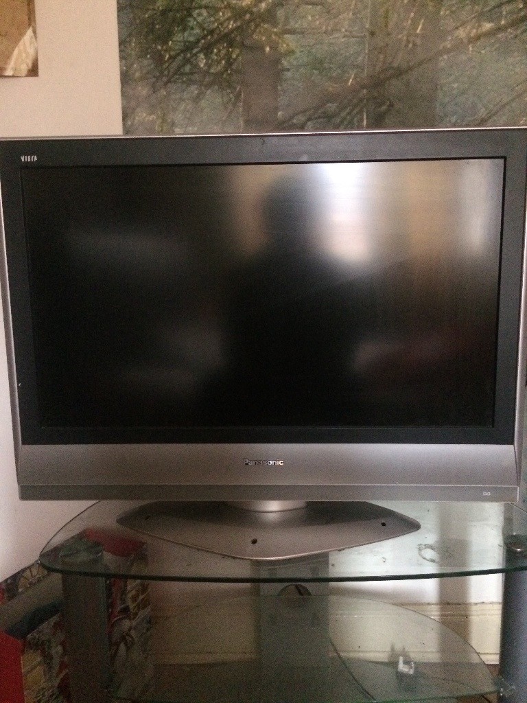 Panasonic 32" HD 1080p VIERA + TV STAND in Normanton, West Yorkshire Gumtree