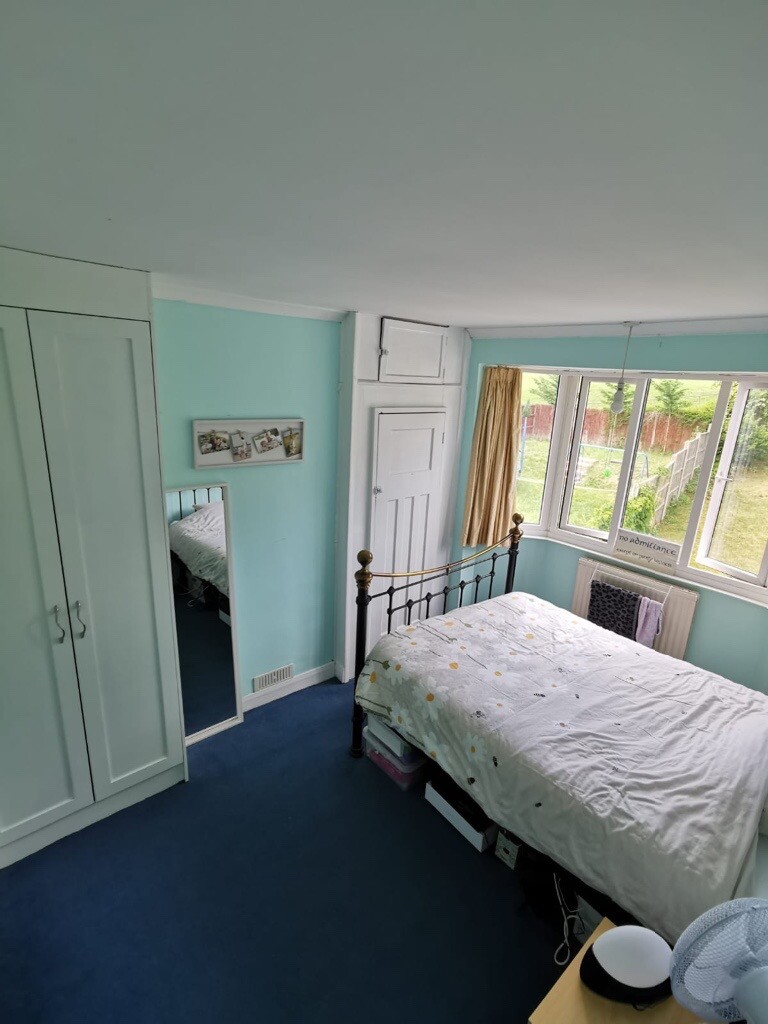 Room to rent in East in High Buckinghamshire Gumtree