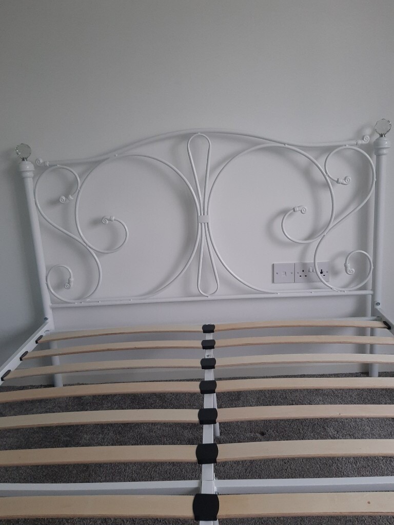 2 Double metal bed frames white with crystal bed knobs in immaculate