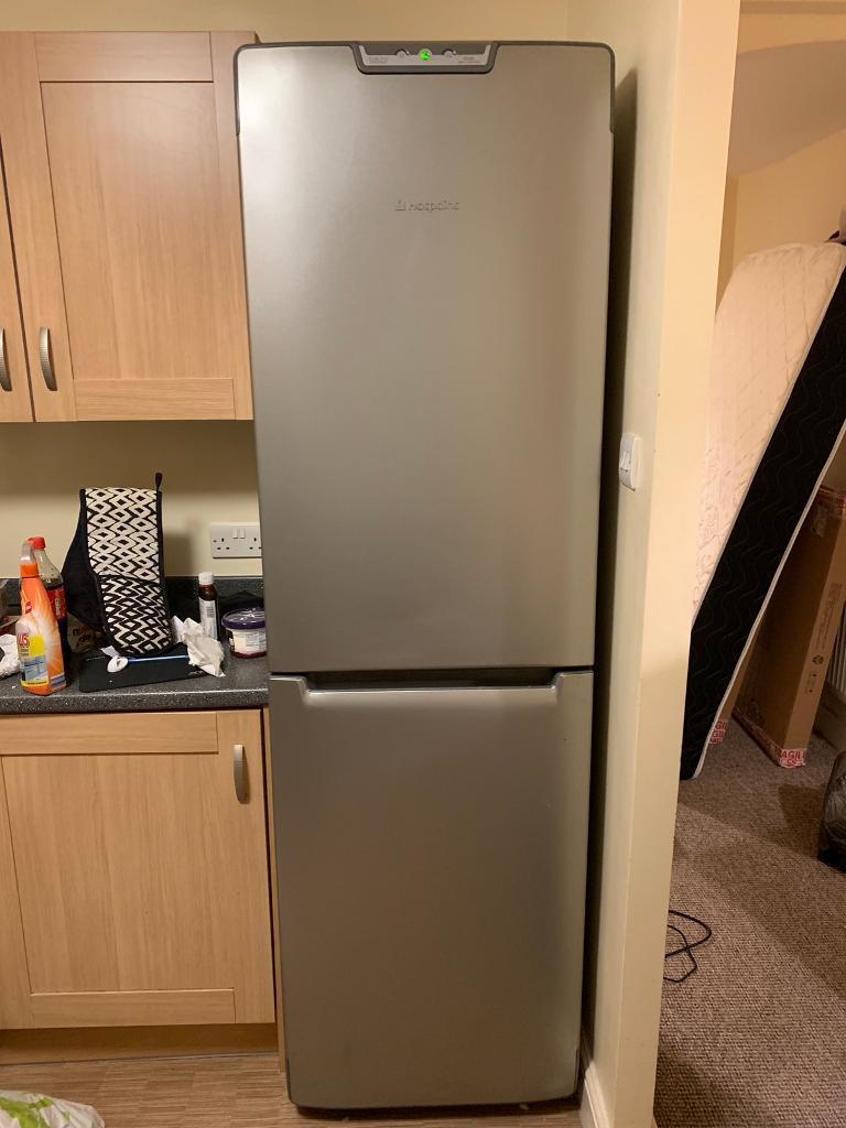FREE DELIVERY HOTPOINT FF200E GREY FRIDGE FREEZER GOOD CONDITION in
