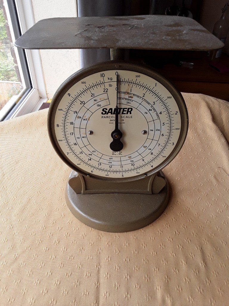 VINTAGE SALTER POSTAL PARCEL SCALES MODEL No25 in Whitley Bay, Tyne