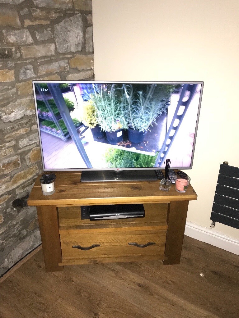 LG stand TV 42” in Aberdare, Rhondda Cynon Taf Gumtree