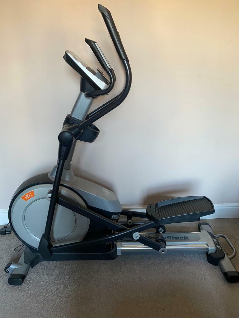 NordicTrack E7.2 cross trainer, adjustable incline ramp, iFit