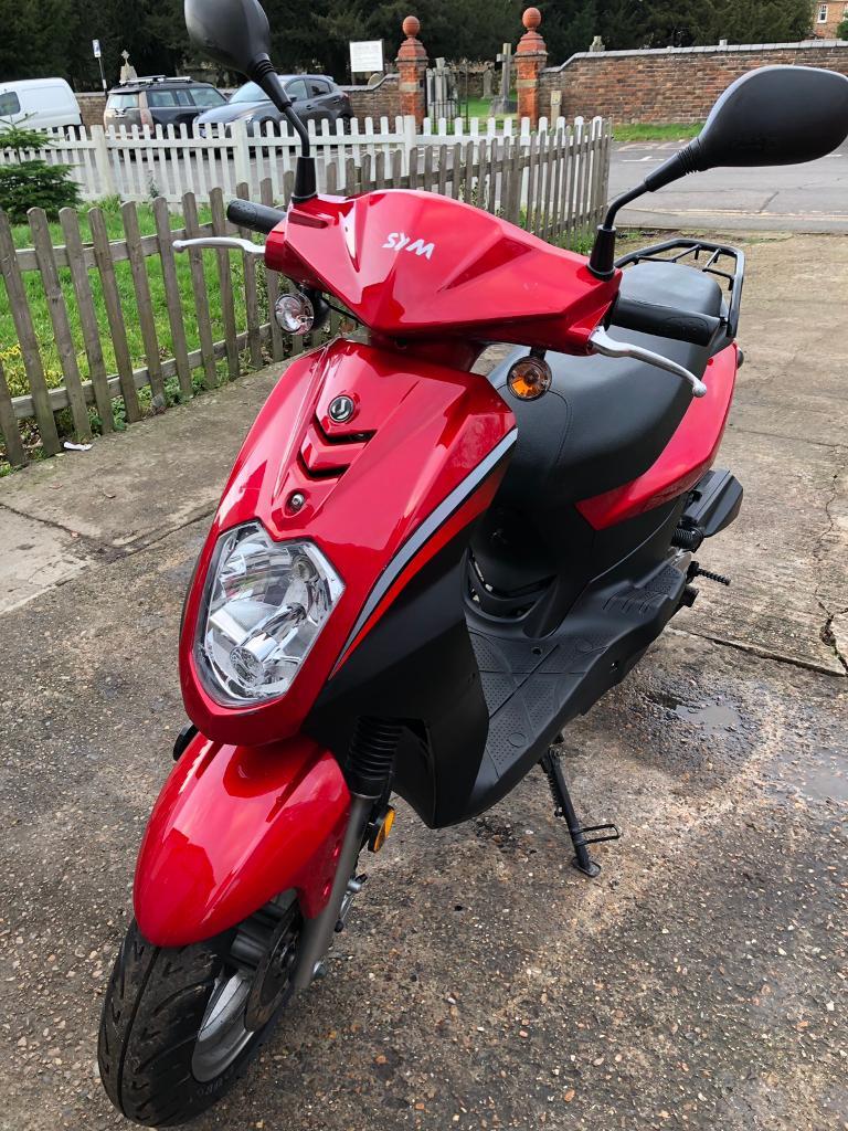SYM 50cc Scooter 2016 ONLY 919 miles in Edenbridge, Kent Gumtree