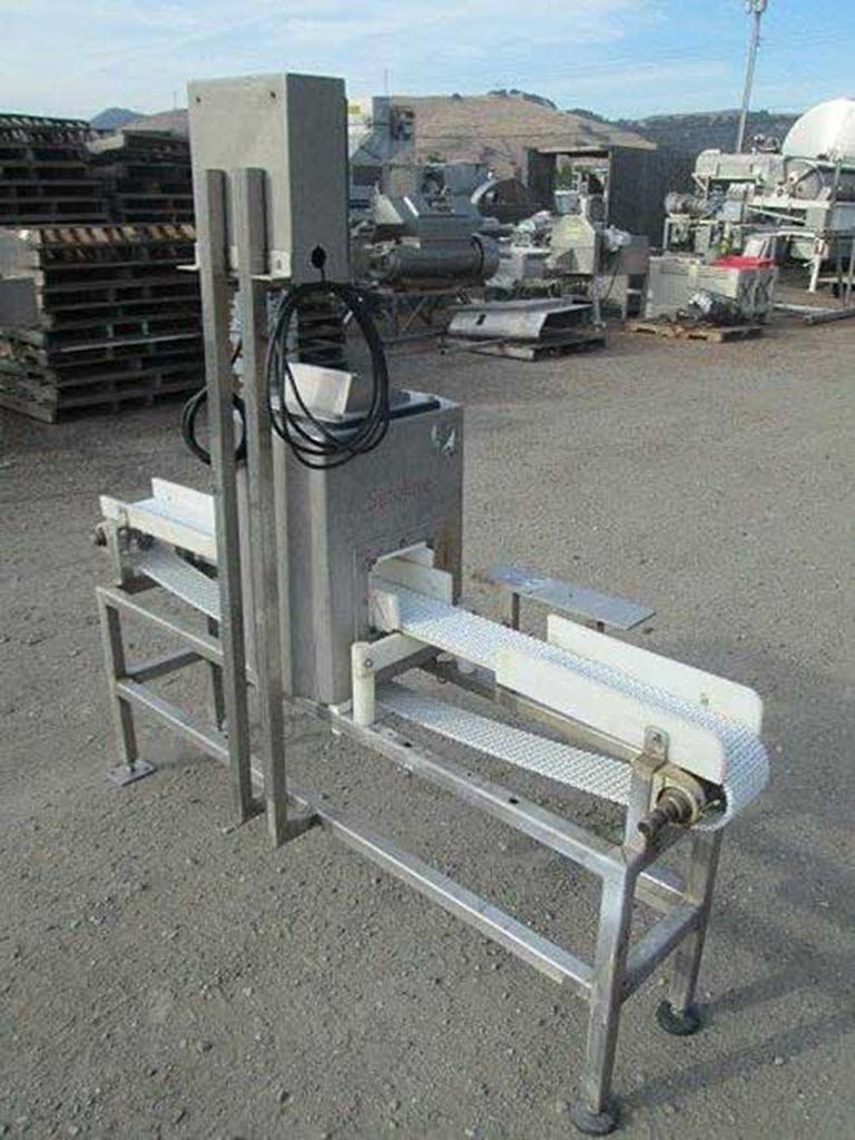 Safeline metal detector; Model 6 x 5 stainless steel / E.M