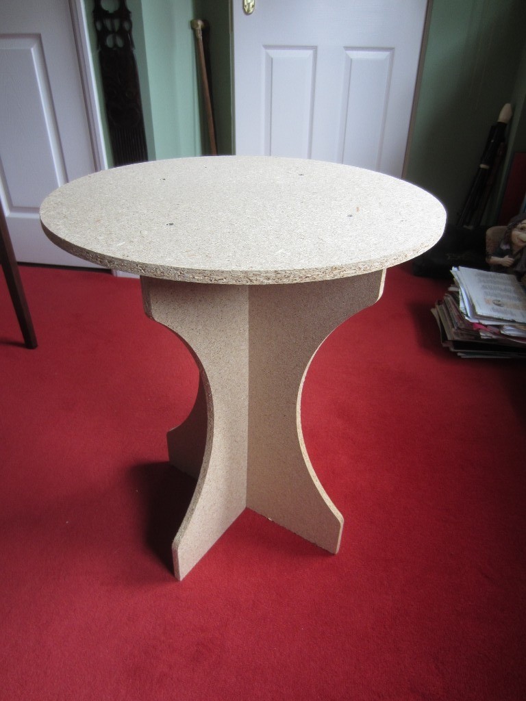 4 x Round Chipboard Bedside or Occasional Display Tables in Dunblane