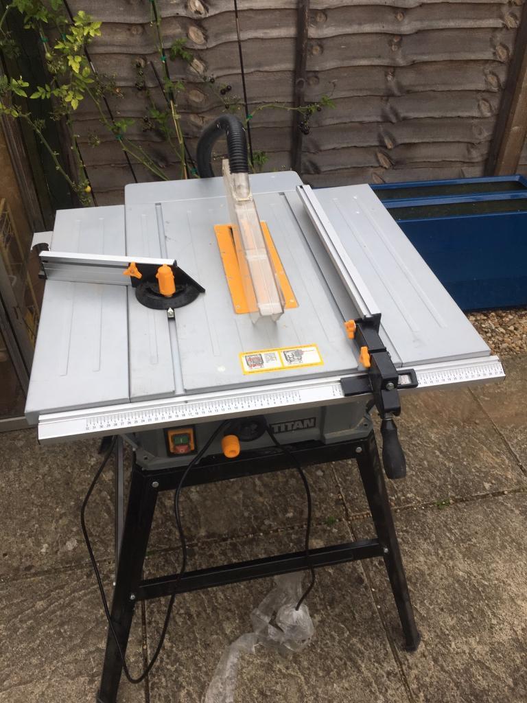 Titan table saw in Buckingham, Buckinghamshire Gumtree