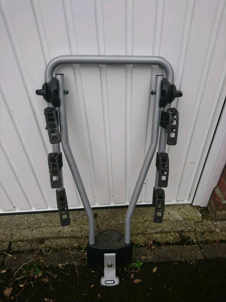 Thule universal towball locking 3 bike rack in Fareham, Hampshire