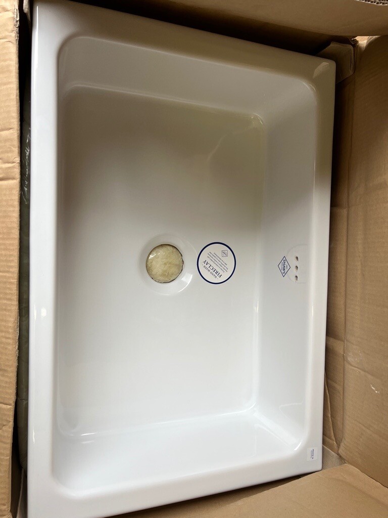 New Shaws Bowland 800 Apron Front Butler Single Sink Fluted Design BLF5312 in Ringwood