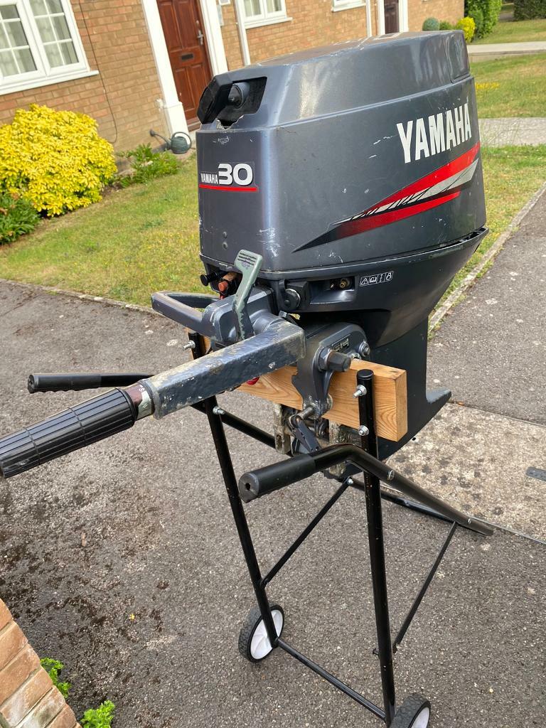 Yamaha 30hp autolube short shaft outboard in Christchurch, Dorset
