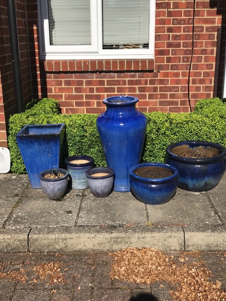 7 assorted blue garden pots extra large and small in Westerham, Kent