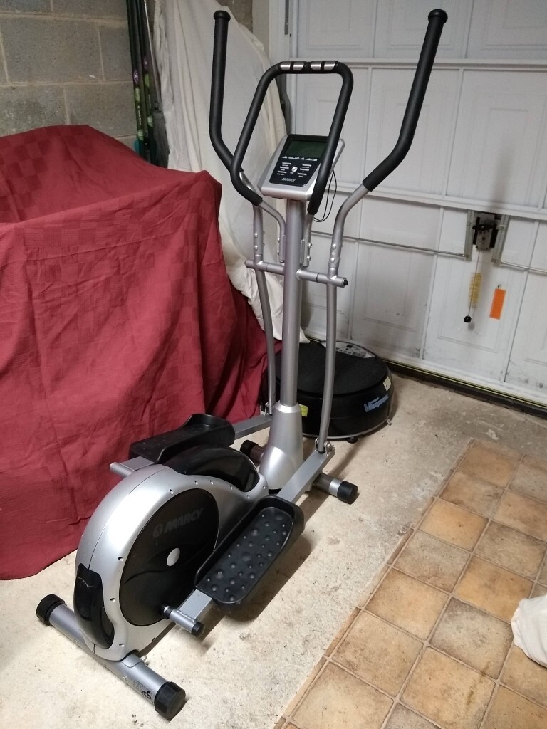 Marcy Cross Trainer / Elliptical Trainer E7000D in Bradford, West