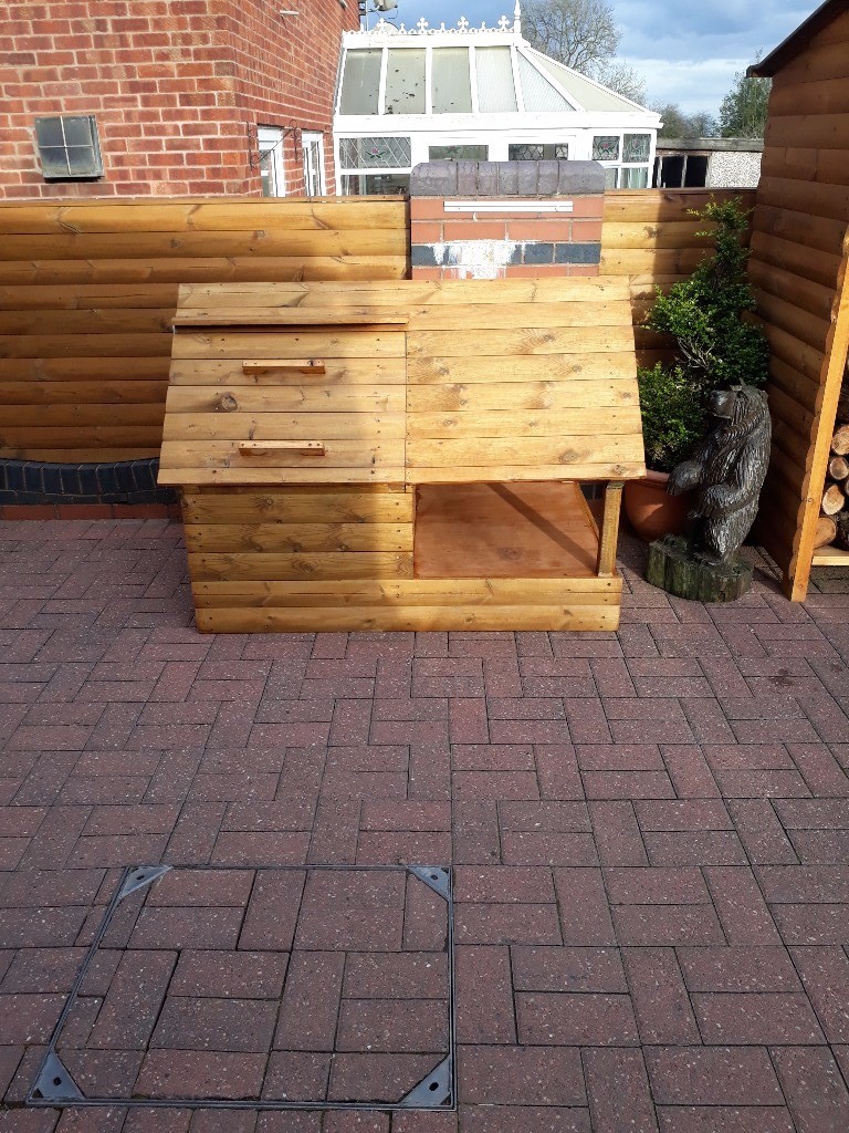 Handmade Dog Kennel with electric heater and LED lighting in Stokeon