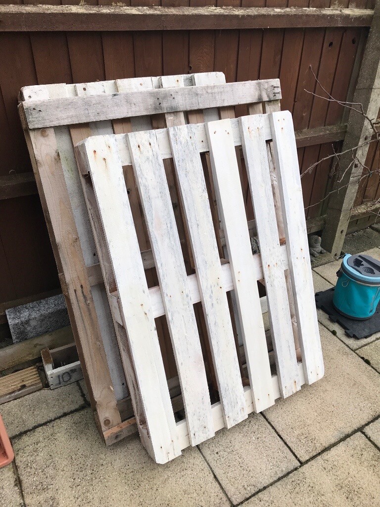 3 painted wooden pallets in Ipswich, Suffolk Gumtree