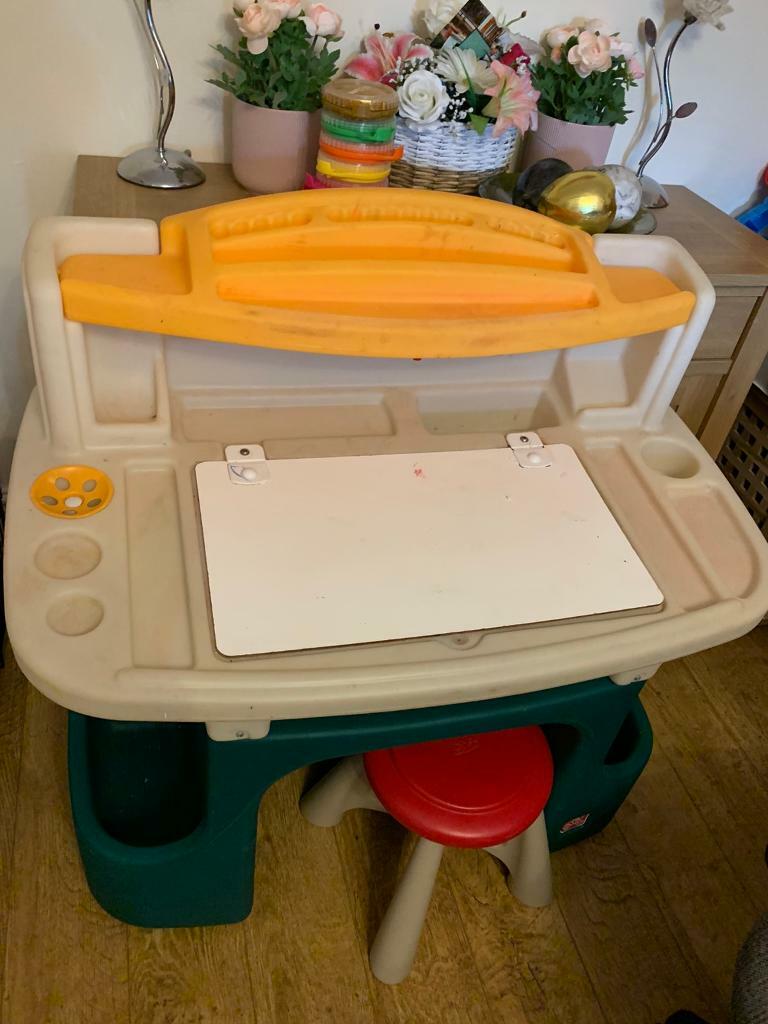 Step 2 children’s Art desk in Caerphilly Gumtree