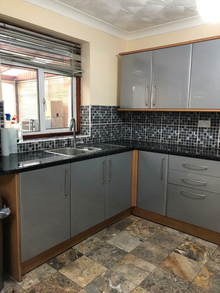 Kitchen units for sale | in Heathrow, London | Gumtree