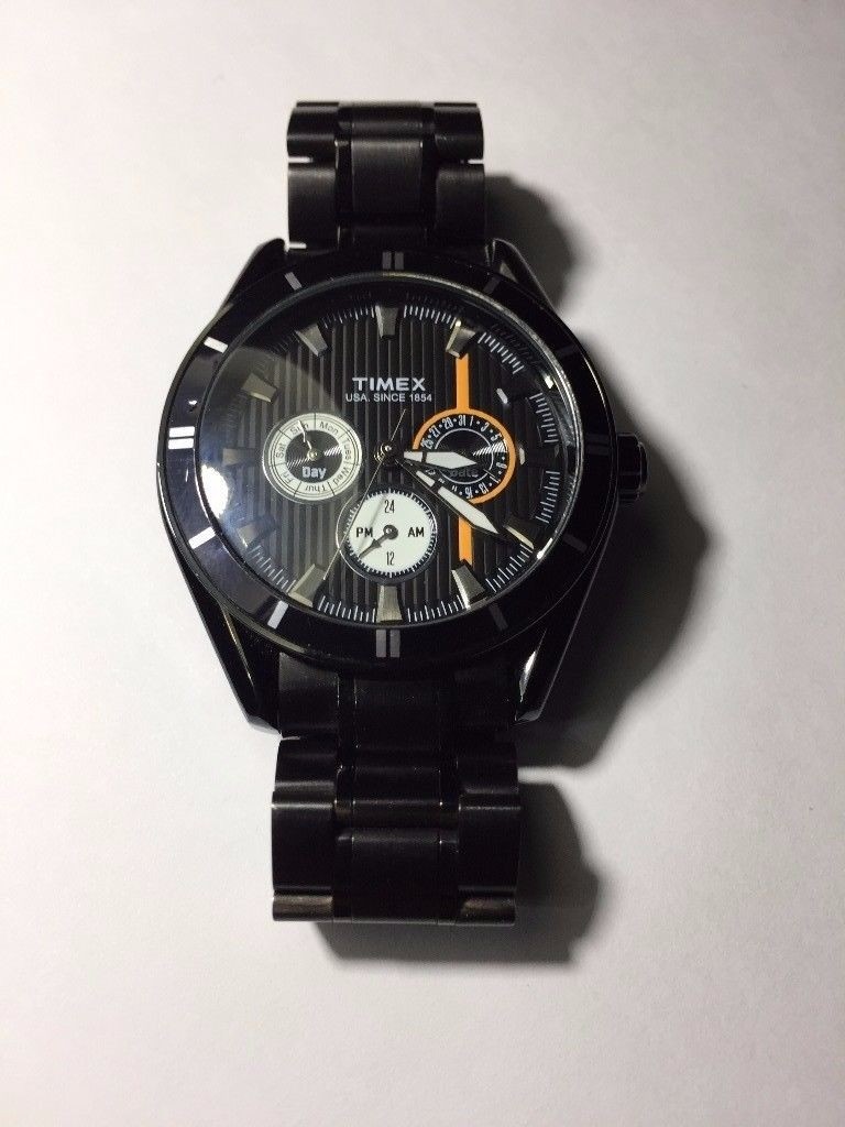 Black metal strap watch (Timex) new battery in Newcastle, Tyne and Wear Gumtree