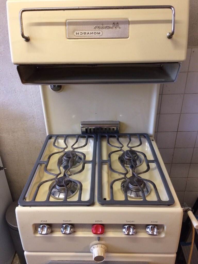 Vintage Main Monarch gas cooker c 1950s in very good condition in