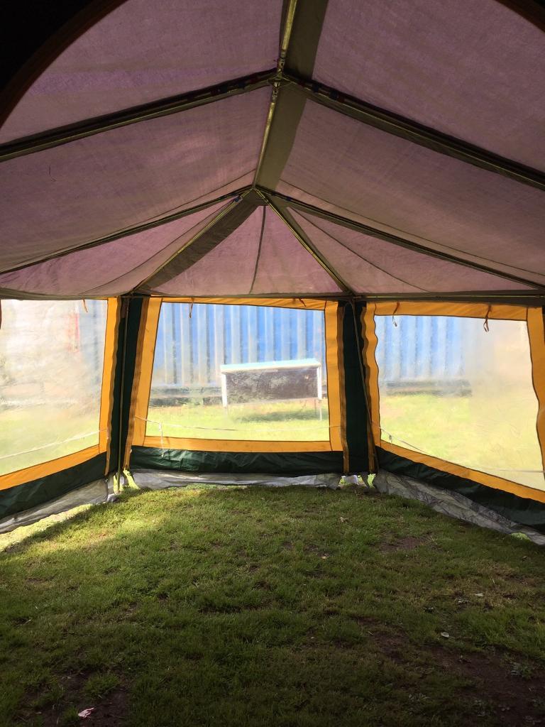 sunncamp holiday 400 trailer tent awning in Great Yarmouth, Norfolk