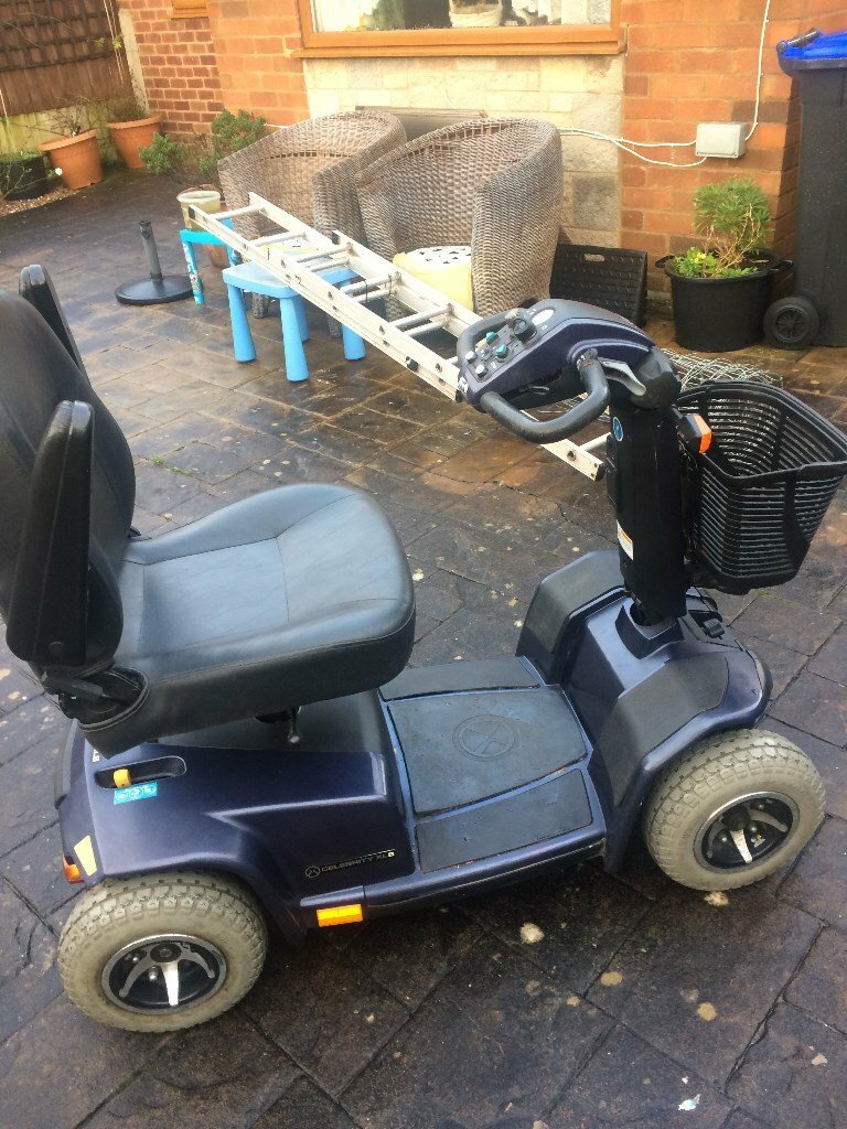 pride legend classic xl8 mobility scooter,4 or 8 mph. in Suttonin