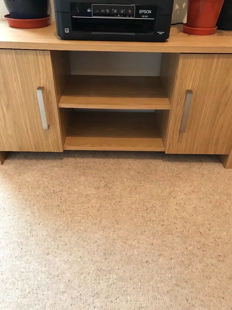 Light Oak TV in Swindon, Wiltshire Gumtree