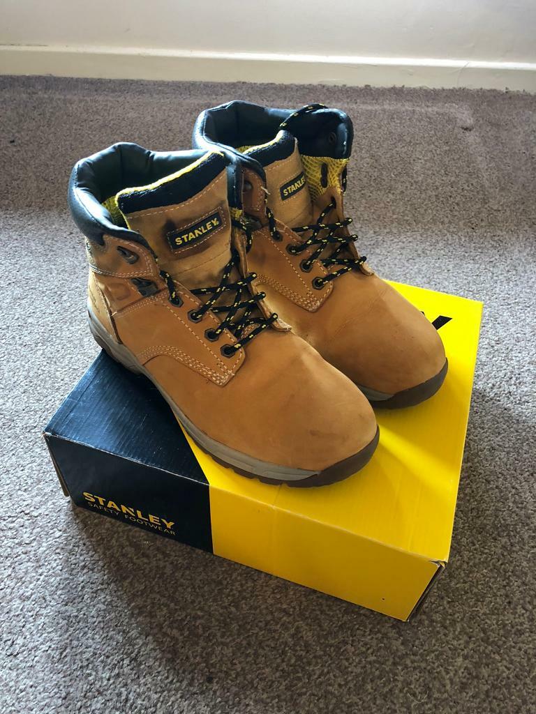 Stanley safety shoes in Wood Green, London Gumtree