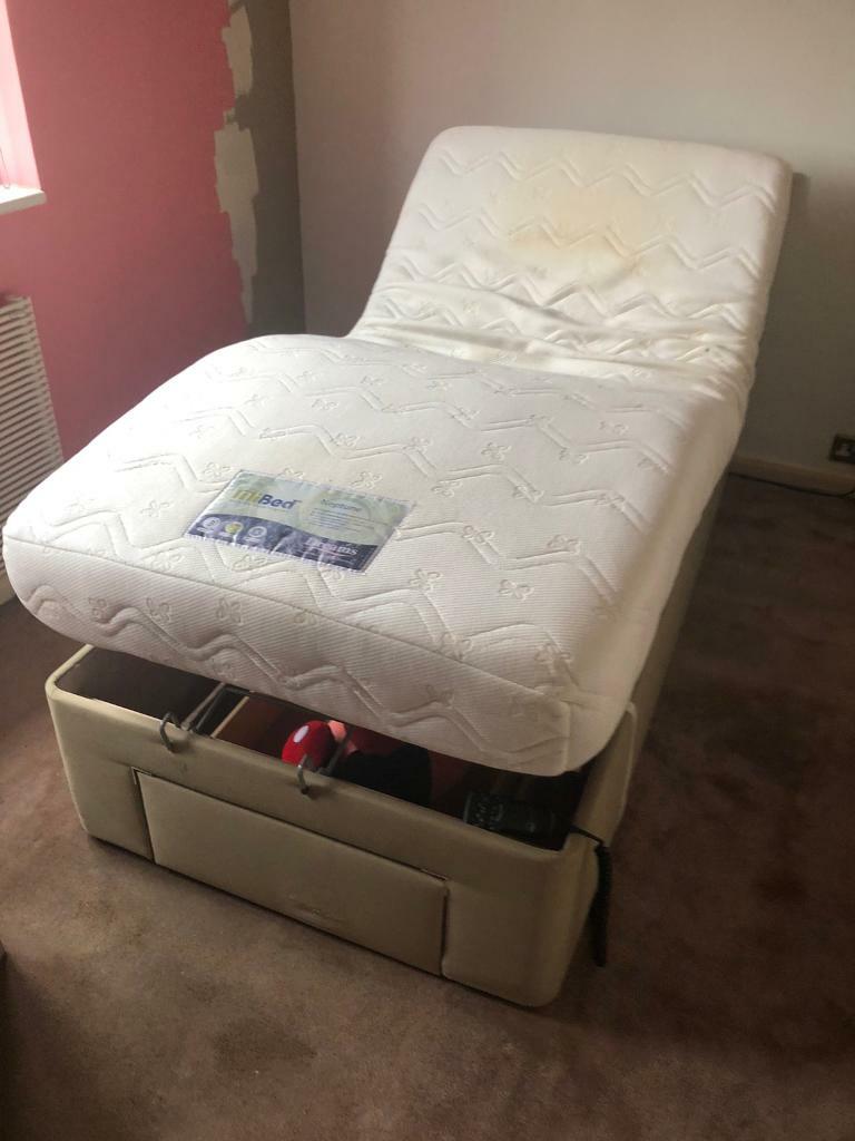 FREE Orthopaedic Adjustable Single Bed with Remote Control FREE in Coventry, West Midlands