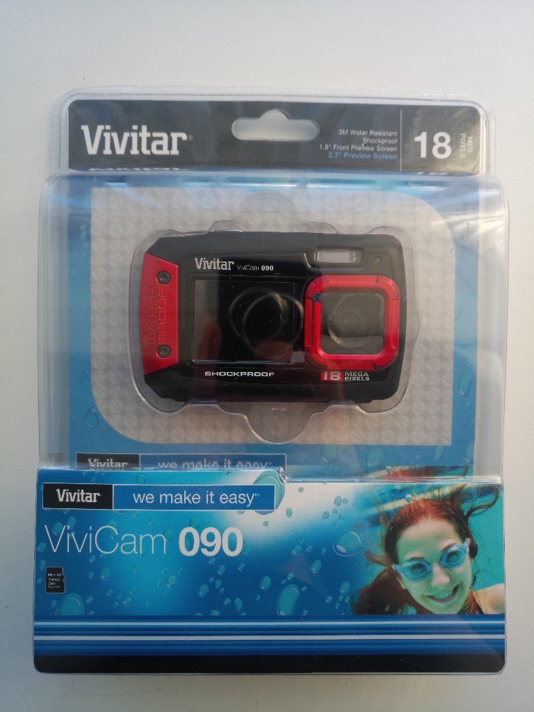 Vivitar ViviCam 090 18mp Underwater/ Shock Resistant Camera BNIB in