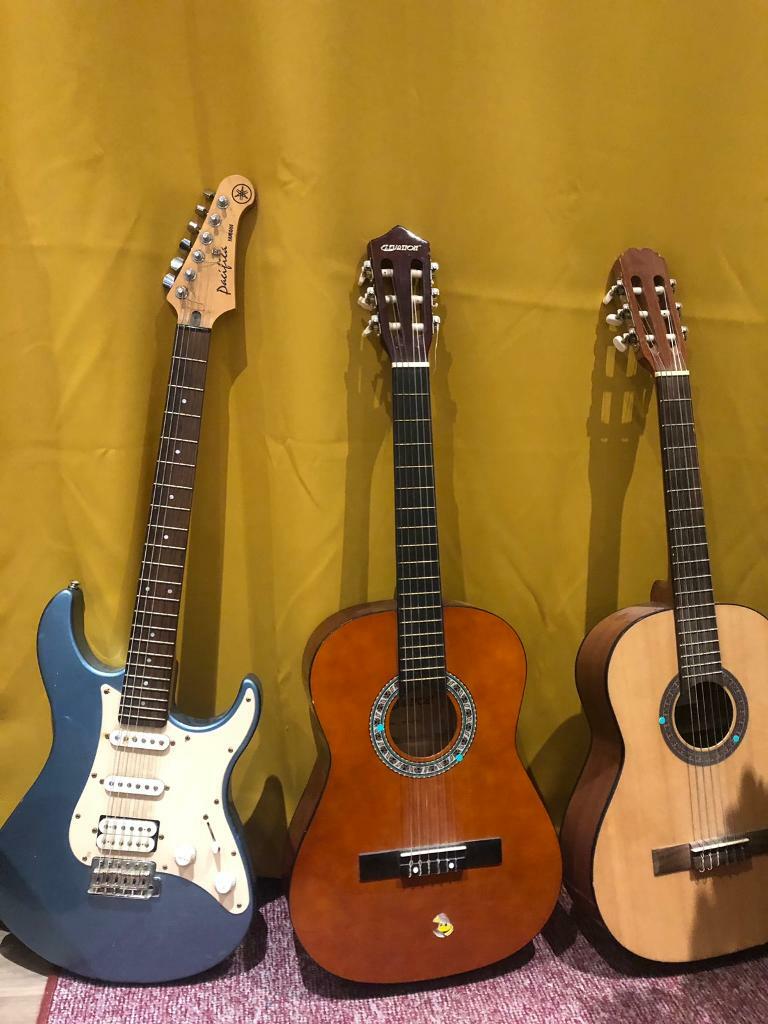 Guitars 🎸 one electric SOLD 2 x 3/4 Acoustics in Witney