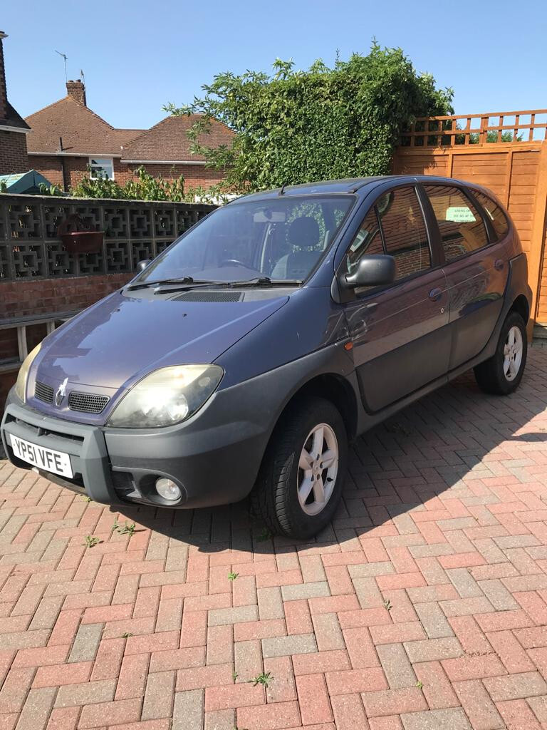 Renault megane scenic rx4