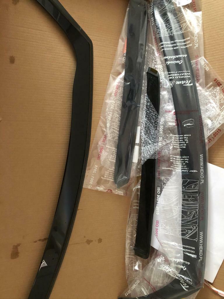 Vauxhall Astra MK4 wind deflectors in Didcot, Oxfordshire Gumtree