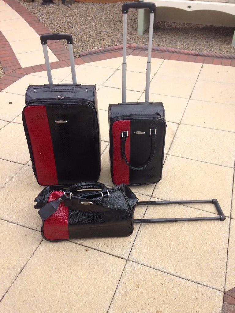 Set of Three Luggage. in Newcastle, Tyne and Wear Gumtree