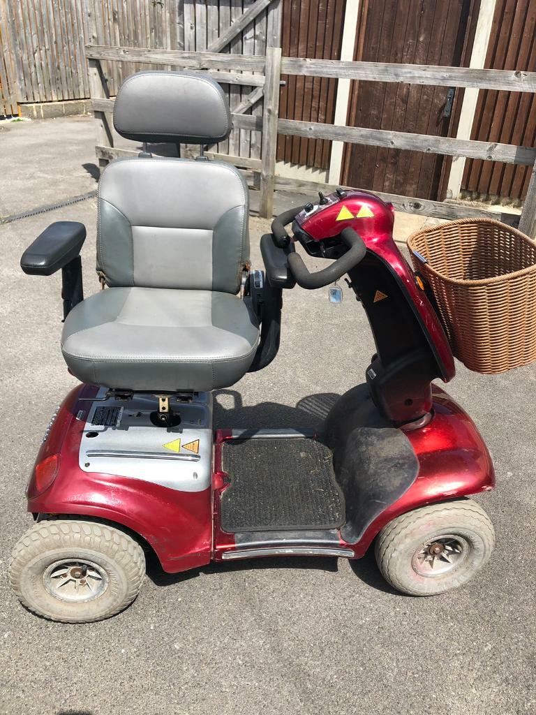 SHOPRIDER DELUXE CADIZ MOBILITY SCOOTER in Stanley, West Yorkshire Gumtree