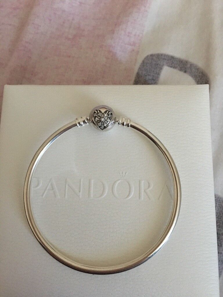 pandora bangle 17cm pandora bangle 17cm
