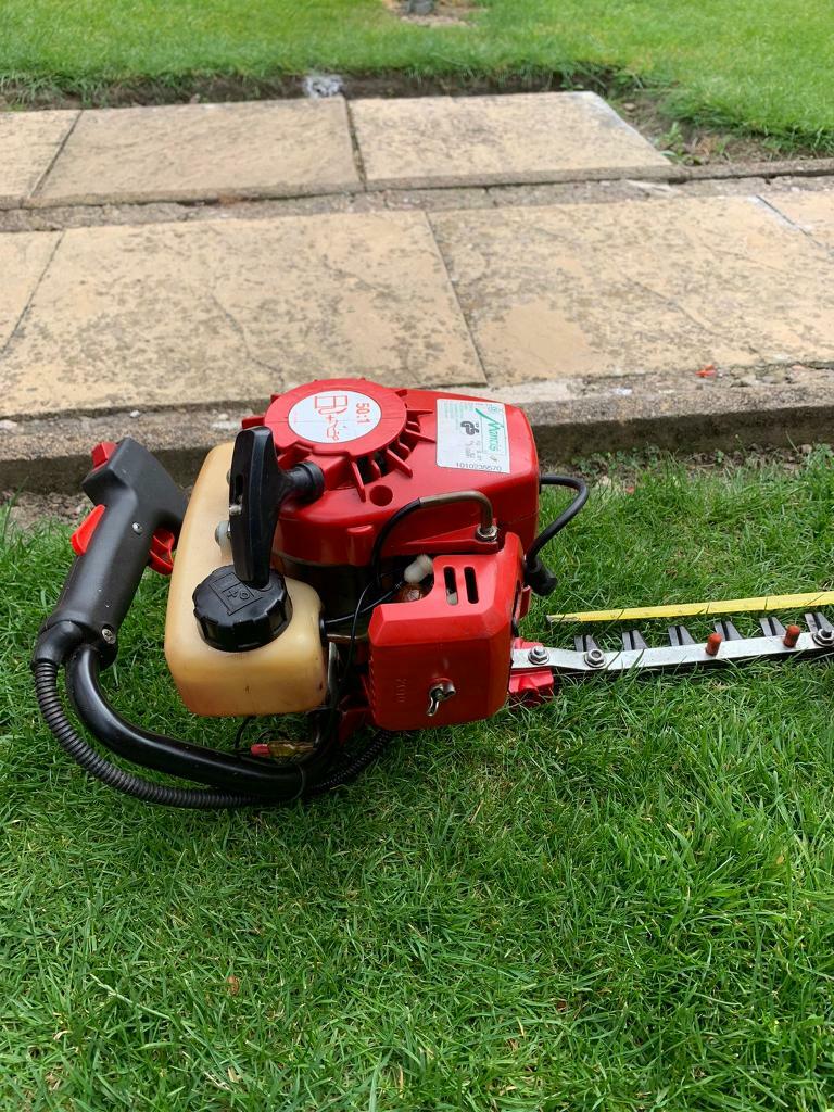PETROL HEDGE CUTTER in Ilkeston, Derbyshire Gumtree