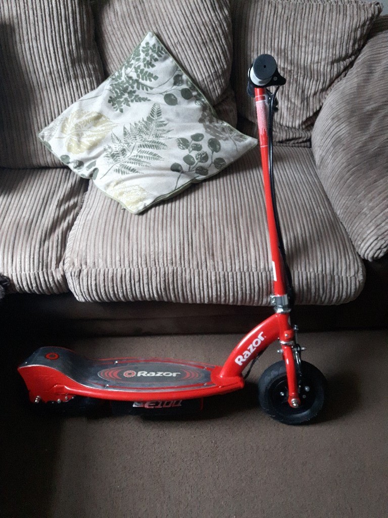 Razor E100 Electric Scooter in Paisley, Renfrewshire Gumtree