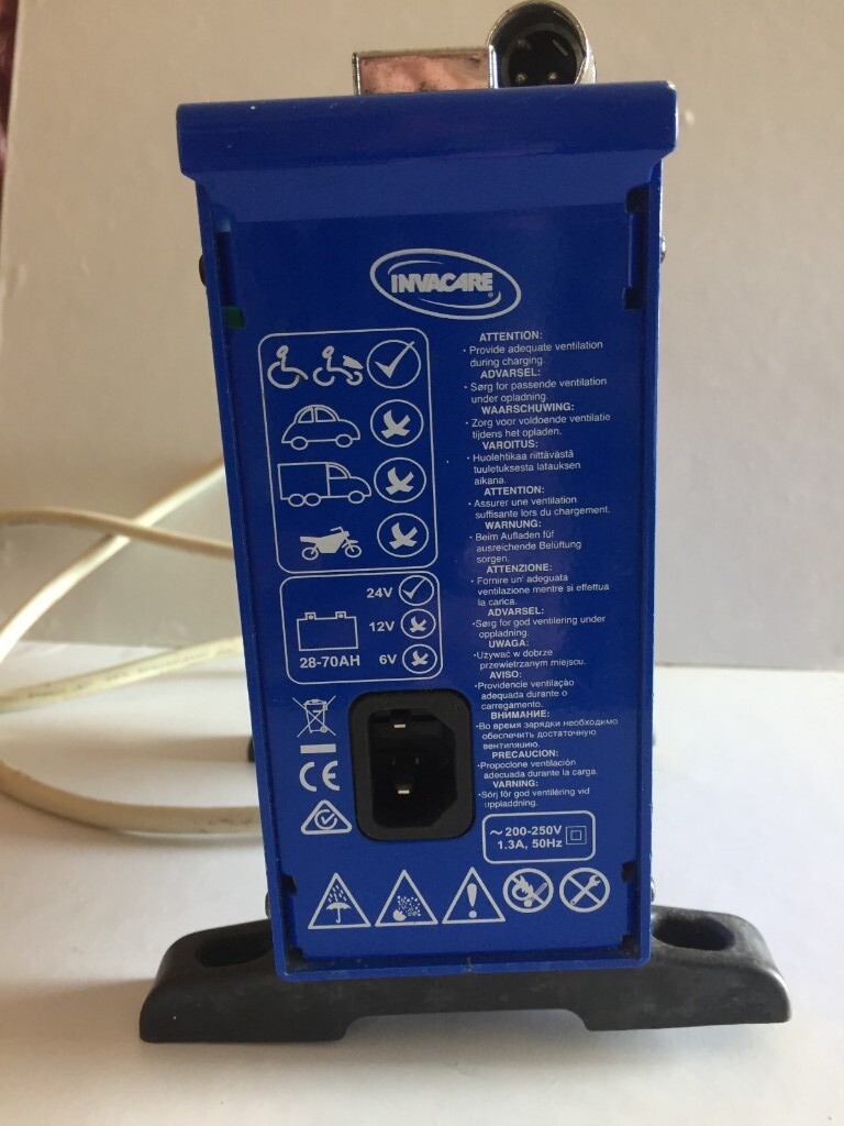 Invacare 24 Volt 8 Amp Battery Charger (used) in Chapelhall, North