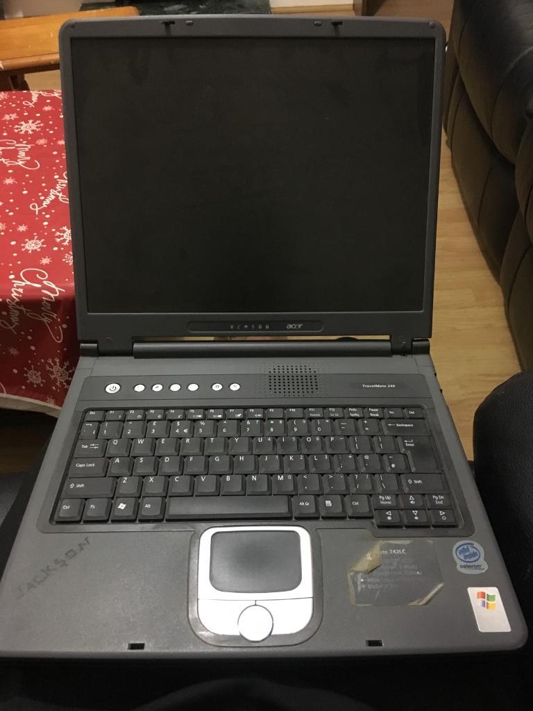 ACER TRAVELMATE 240 works with only charger plugged in