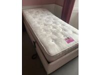 Sensapaedic electric bed in cotton felt and lambswool