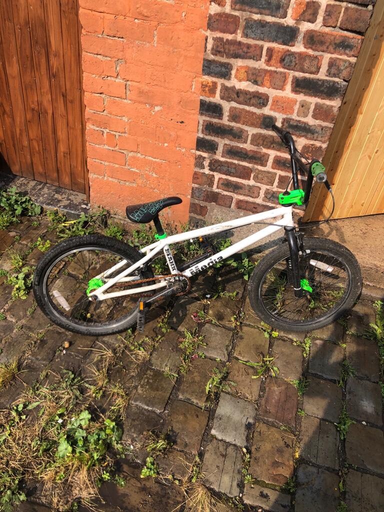 2004 specialized hardrock comp