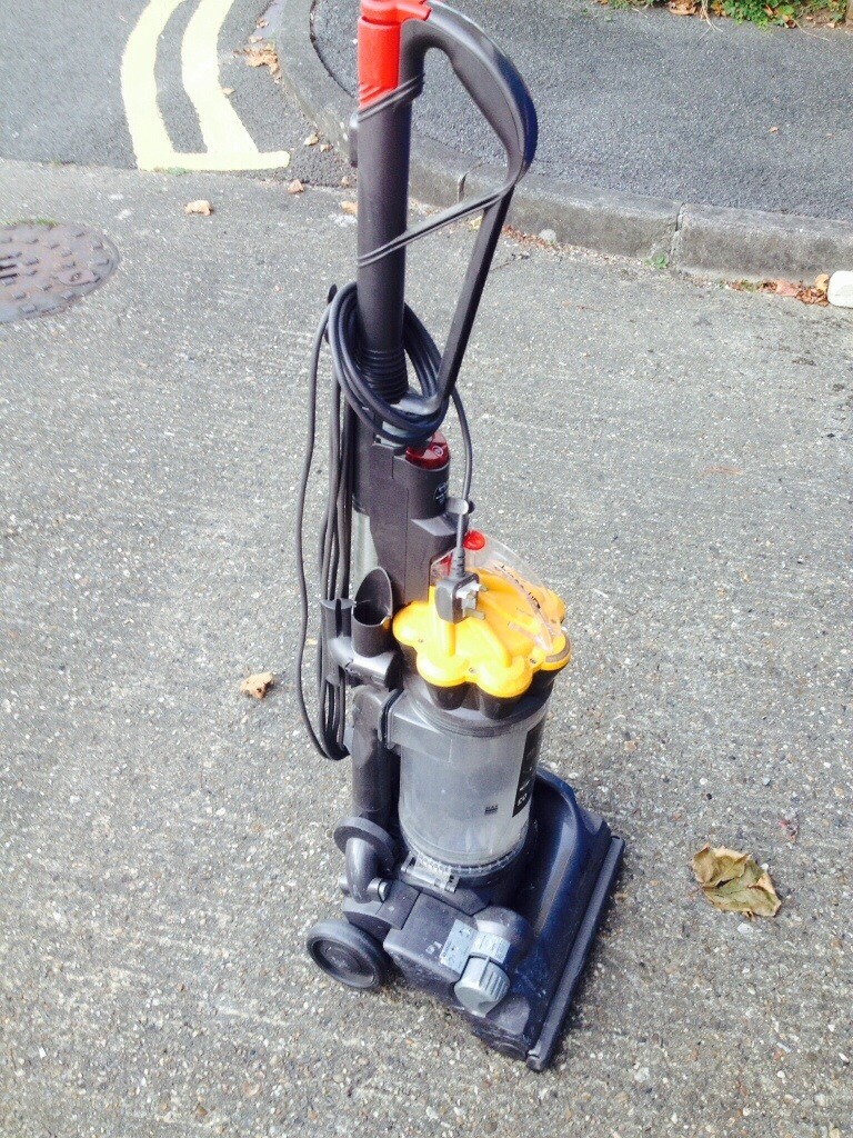 Dyson hoover in Croydon, London Gumtree