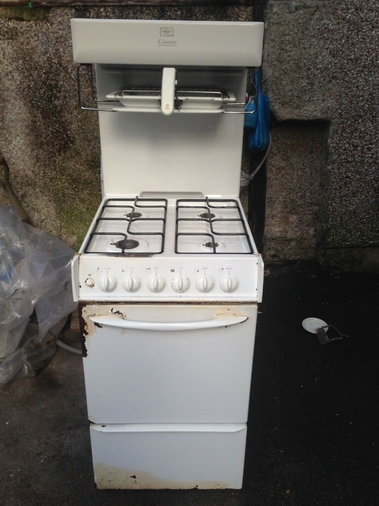 White Parkinson Cowan Freestanding Four Hob Gas Cooker Full Working