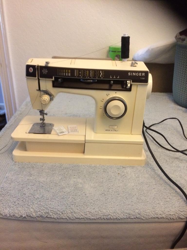 Singer 7110 Sewing Machine in South East London, London Gumtree