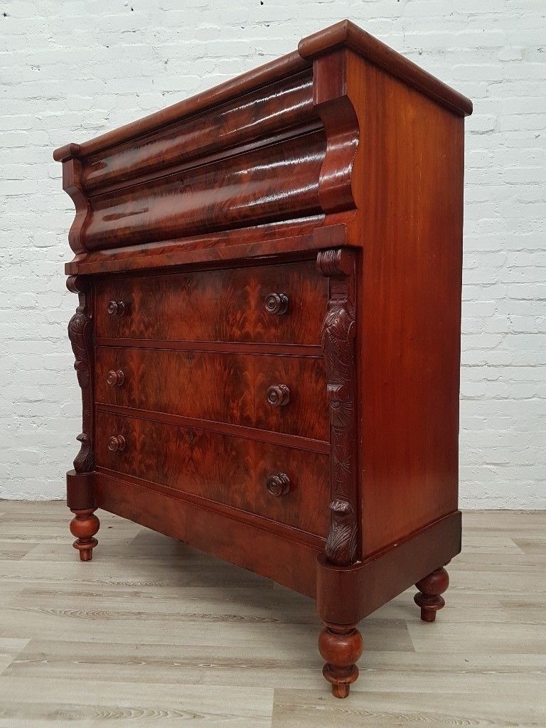 Antique Scotch Chest Of Drawers (DELIVERY AVAILABLE FOR THIS ITEM OF