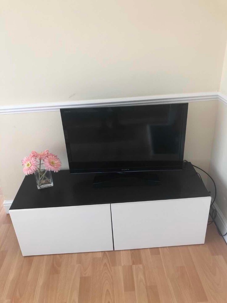 TV stand / bench in Abingdon, Oxfordshire Gumtree