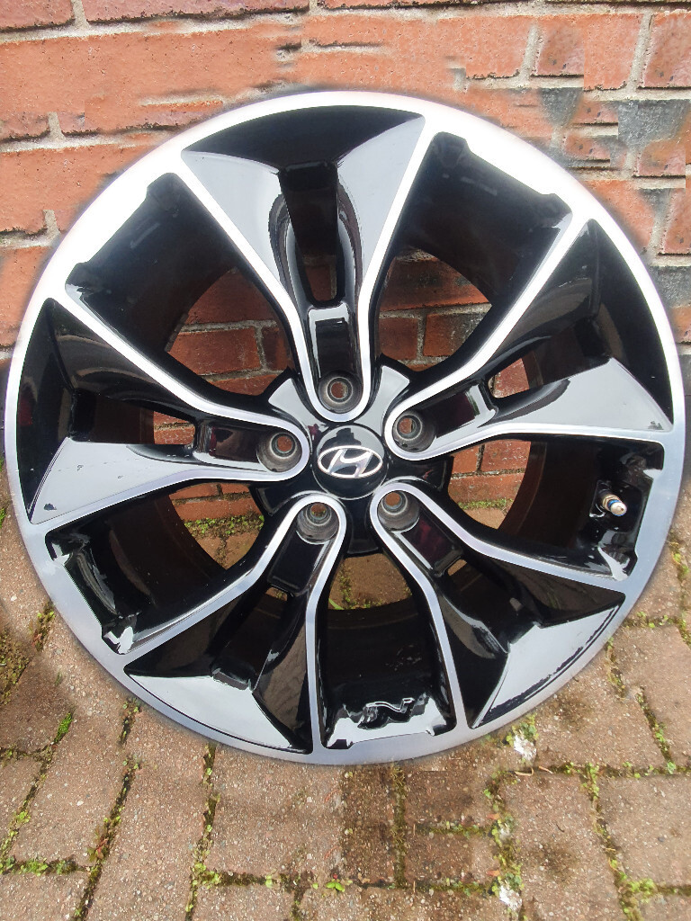 HYUNDAI I30 N Performance 19 inch alloy alloy wheel. 8JX19 ET 55. PCD 114.3 in County Antrim