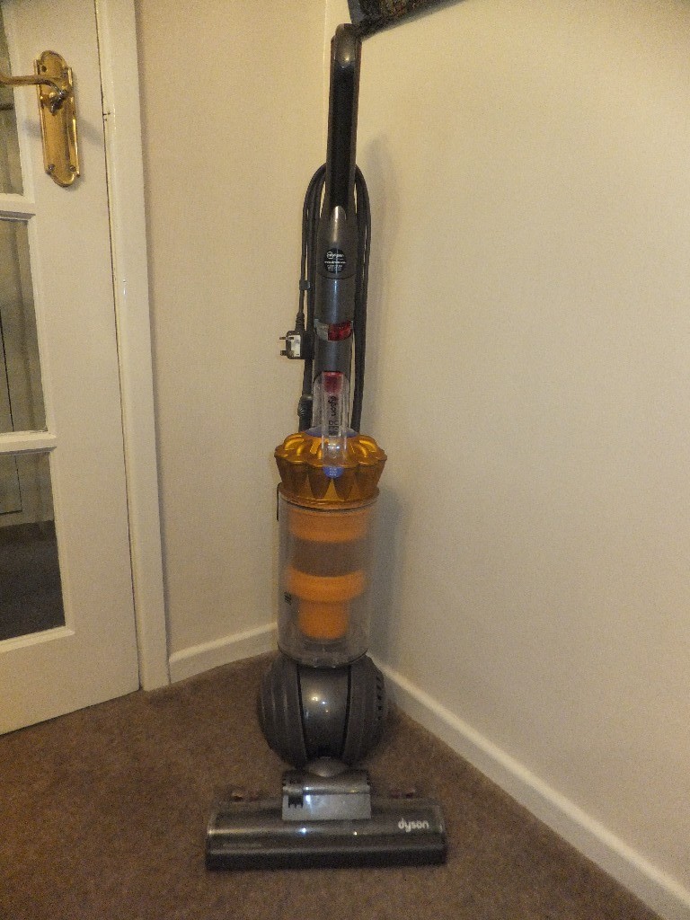 DYSON DC40 THE BALL UPRIGHT MULTIFLOOR VACUUM CLEANER WITH TOOLS in