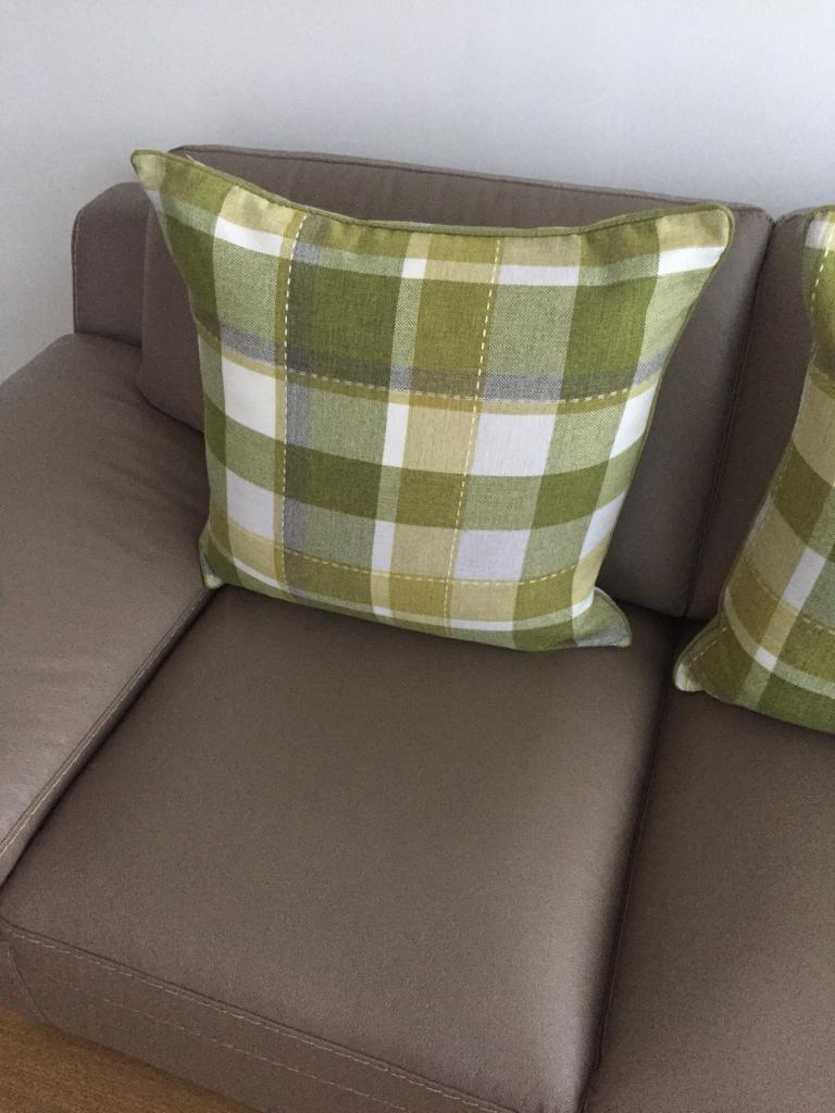 5 Large Green Checked Cushions From Matalan Weeks Old in Airdrie