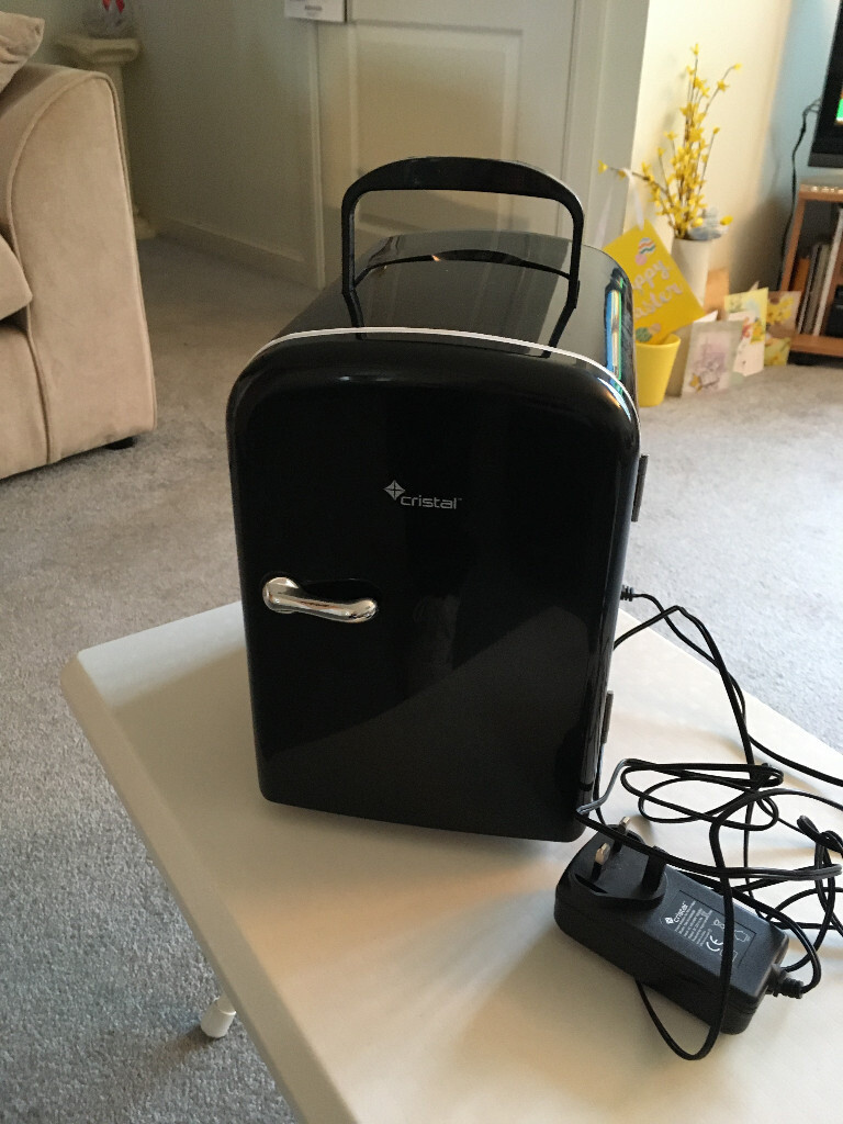 Cristal mini fridge (4litre) perfect condition in Gilmerton